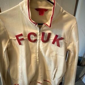 Ladies French connection jacket.Size Large. Soft fabric,lightly worn.Fits snug.